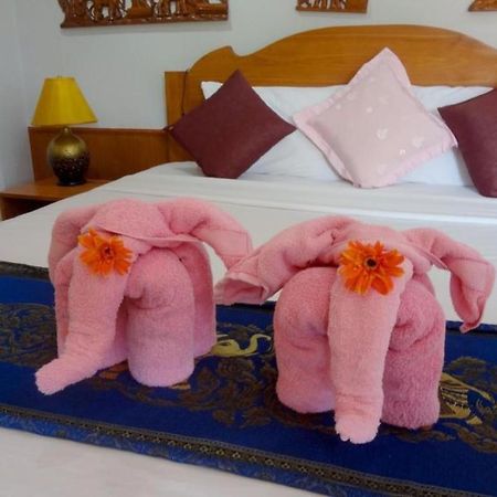 Ngamta Hotel Mae Hong Son Exterior photo