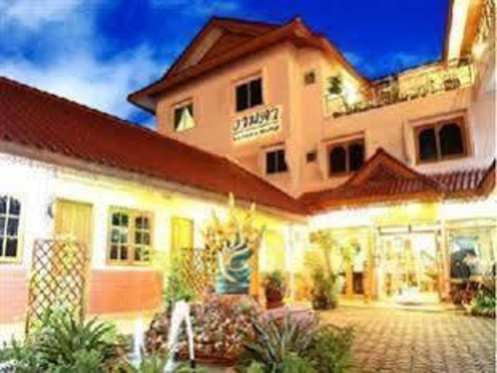 Ngamta Hotel Mae Hong Son Exterior photo